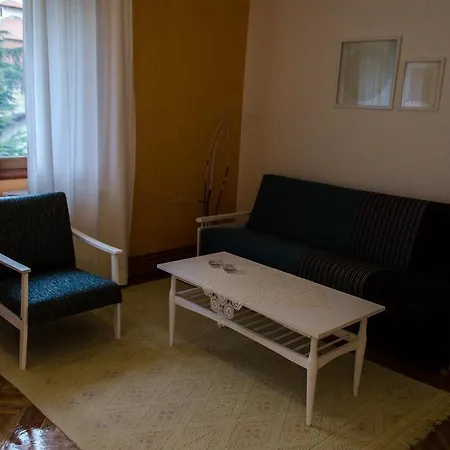 Apartmani15 *